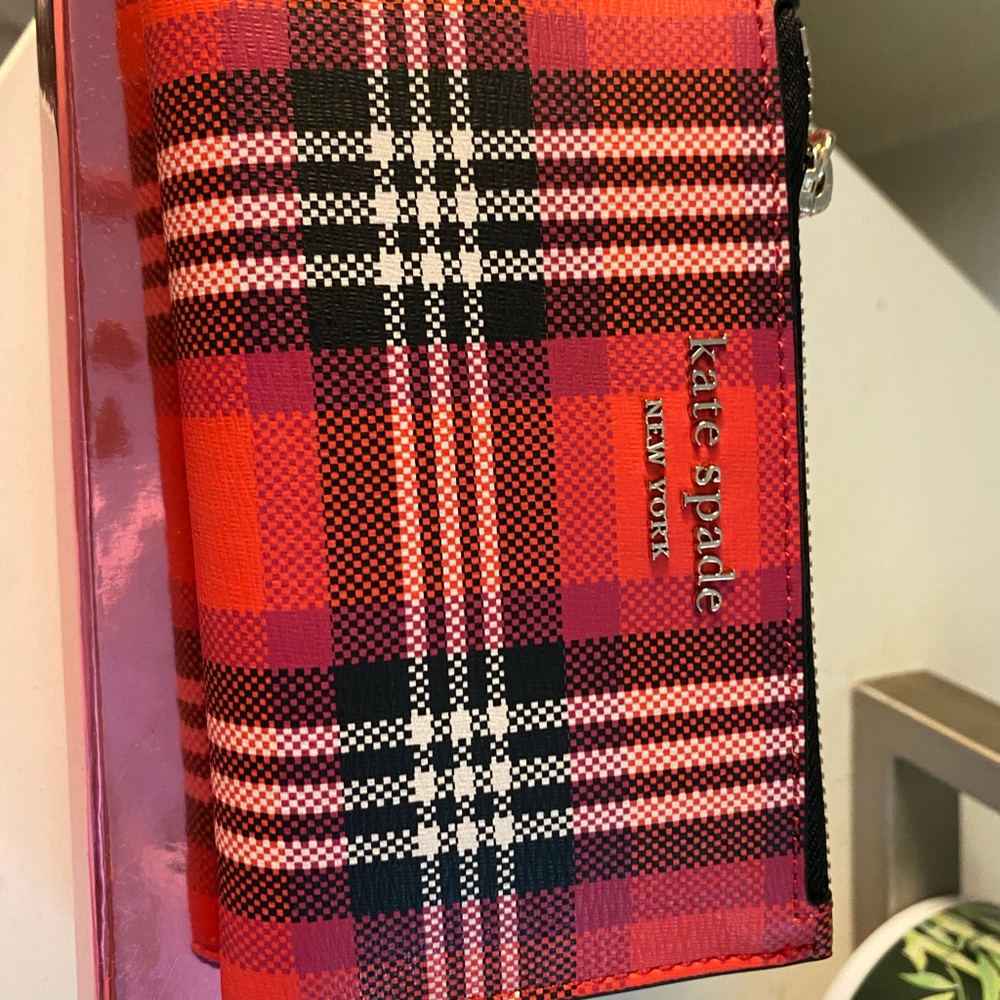 NWT Kate Spade Wallet